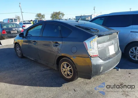 2011 Toyota Prius Two z USA, uszkodzony, nr VIN JTDKN3DUXB1376484